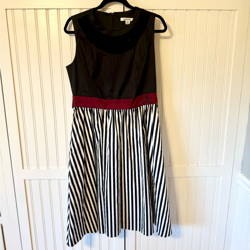 NWOT DISNEY Pirates of the Caribbean Dress
